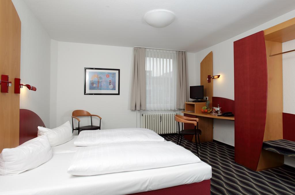 Stadthotel Касел Екстериор снимка