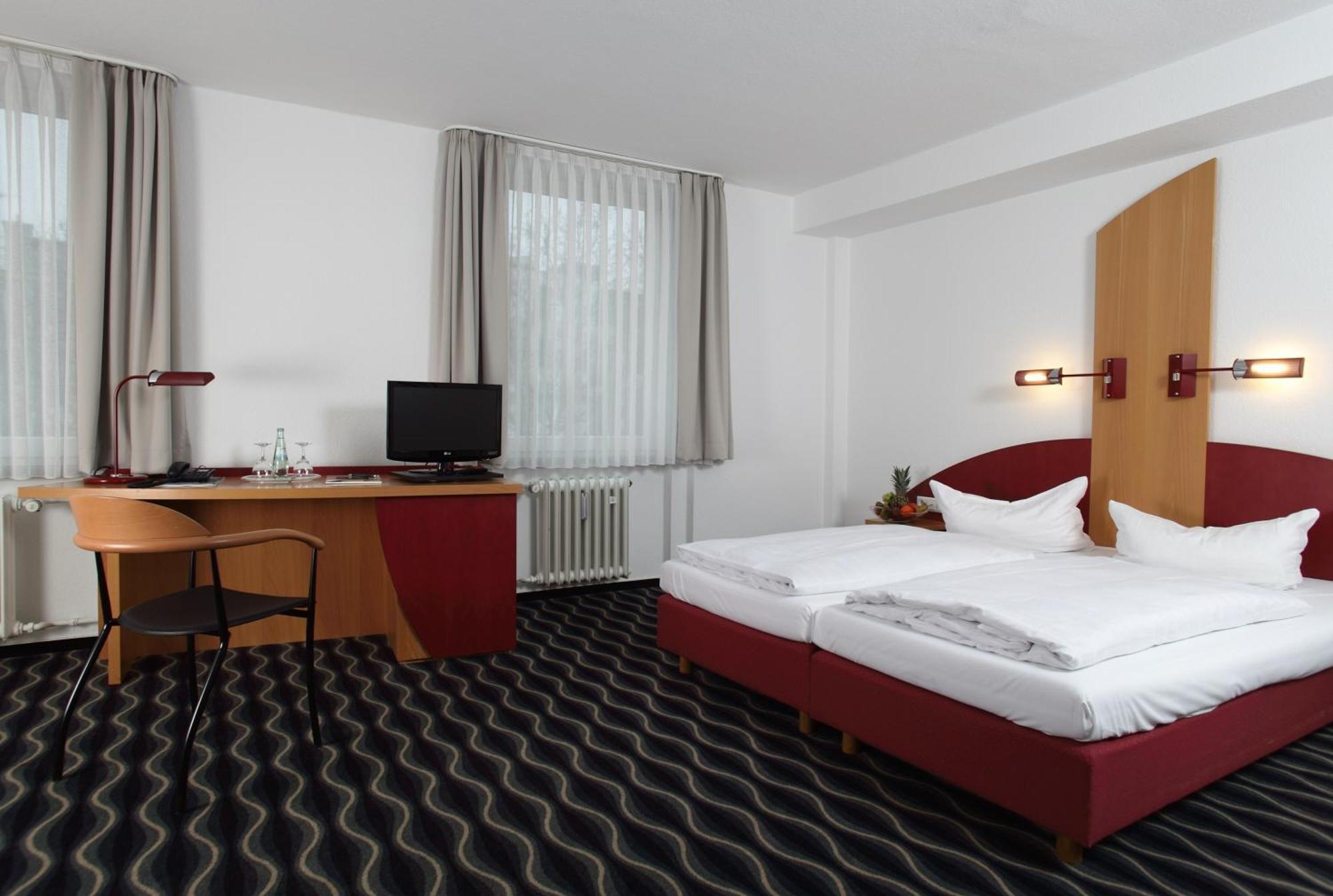 Stadthotel Касел Екстериор снимка