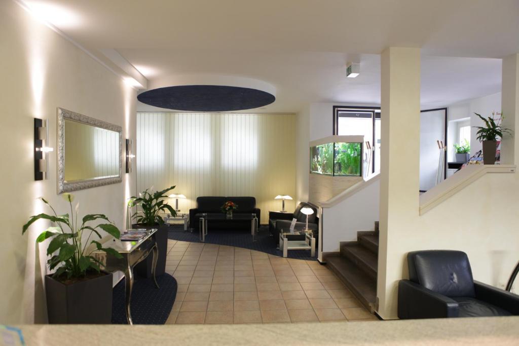 Stadthotel Касел Екстериор снимка